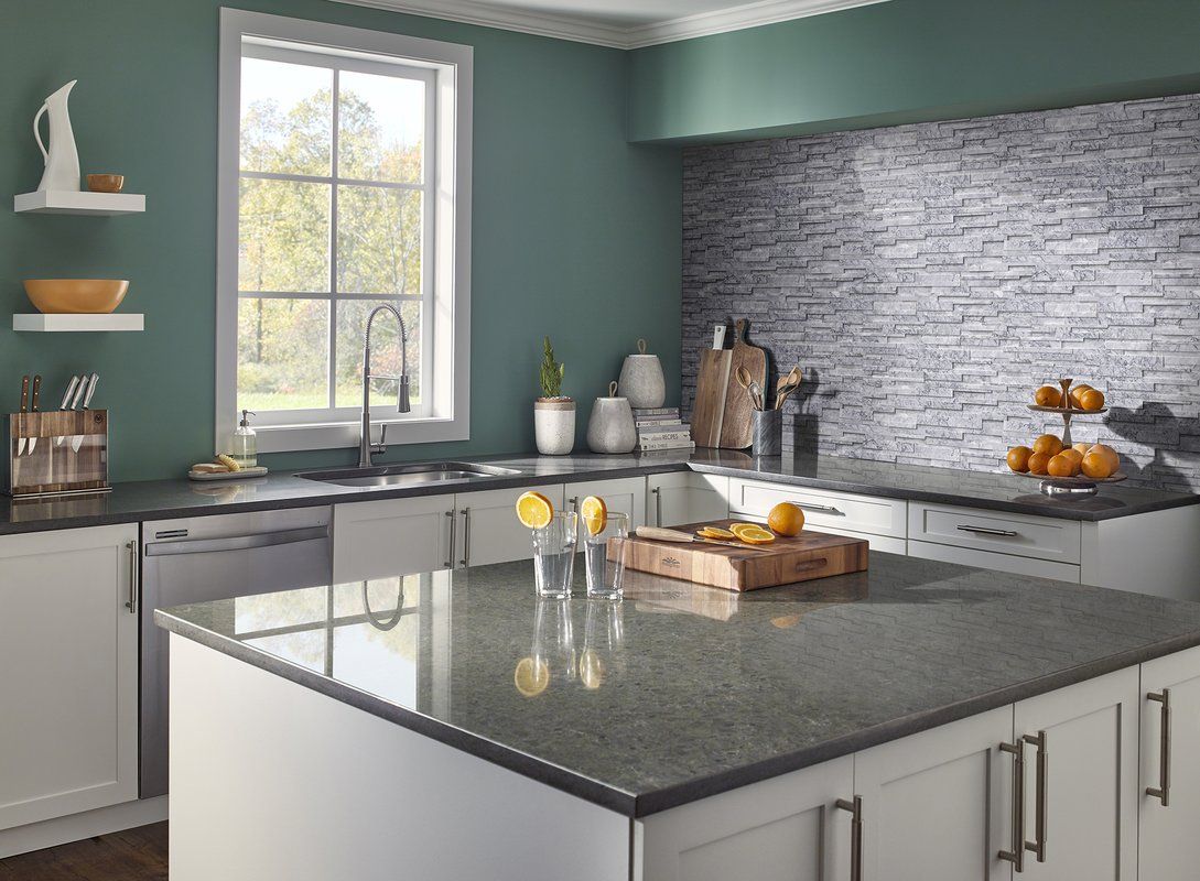 You are currently viewing What Are the Benefits of Granite, Quartz, and Marble Countertops?