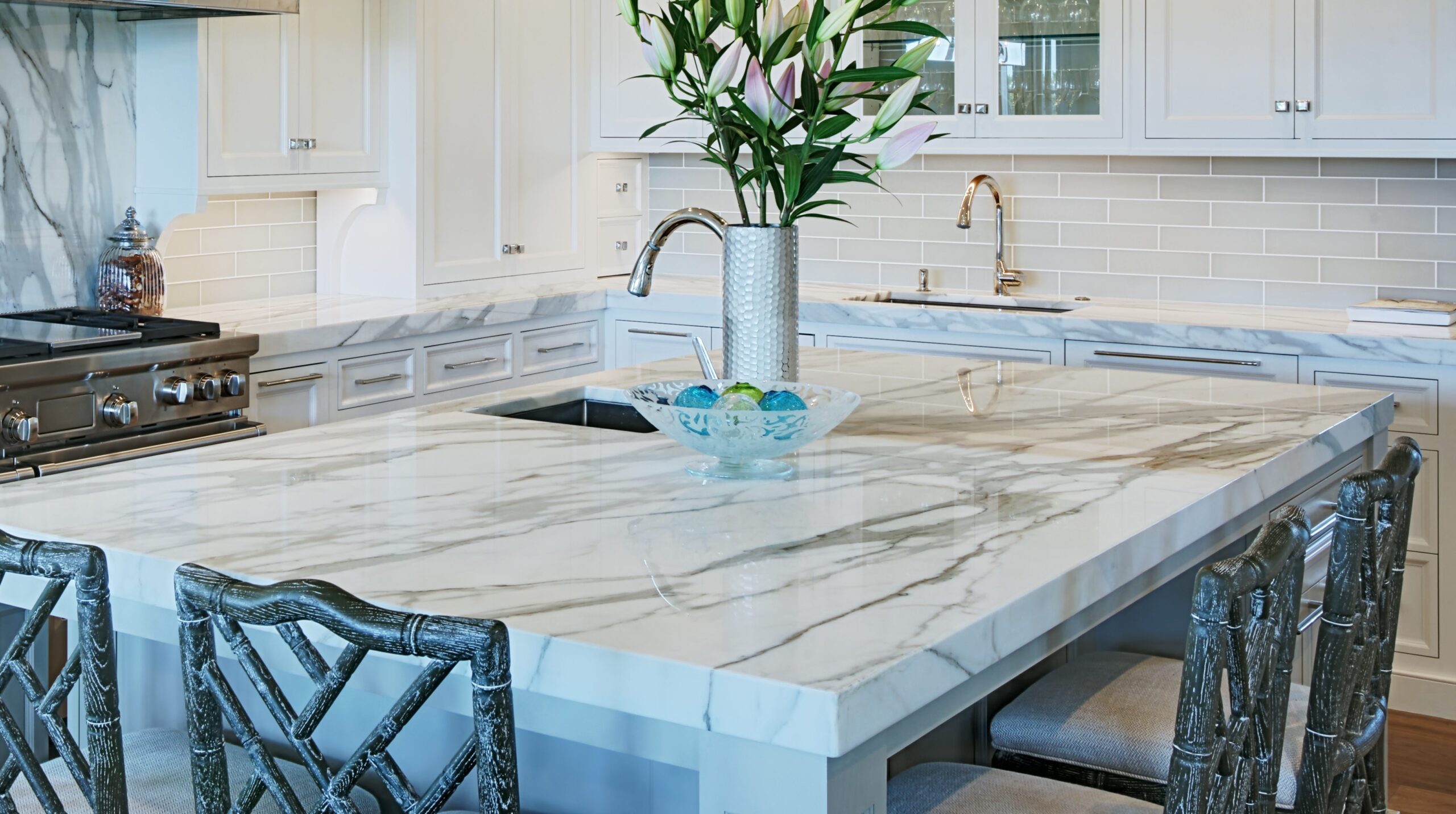 You are currently viewing What Factors Should You Consider When Choosing Marble Countertops?